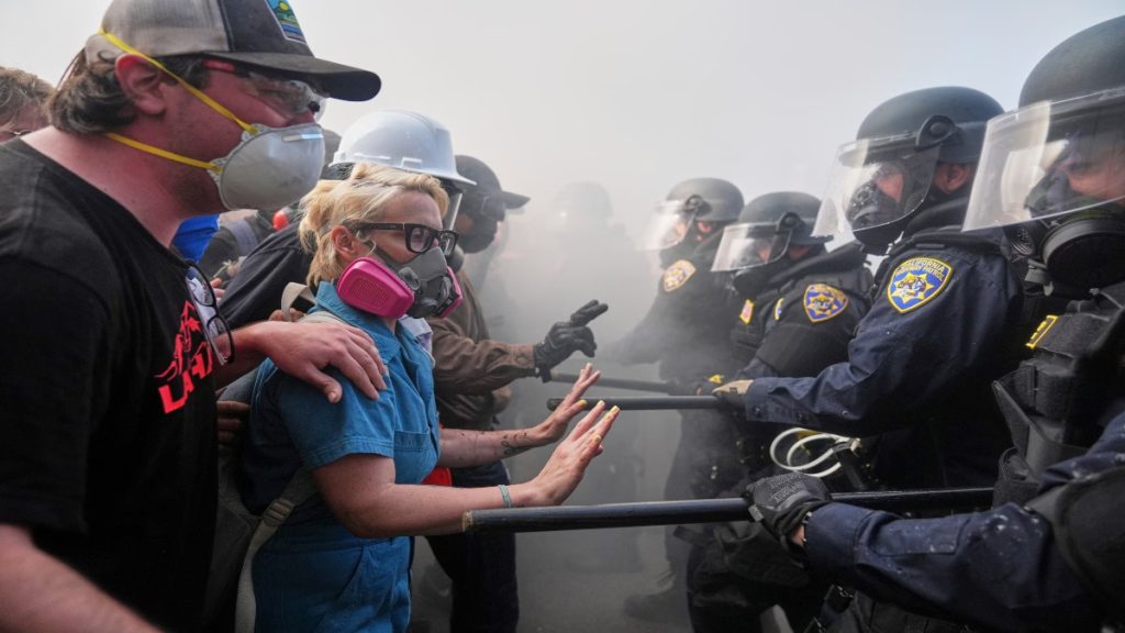 LA curfew protests affecting communities and involving ICE and Marines