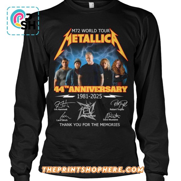 M72 World Tour Metallica 44th Anniversary Siagntures T-Shirt