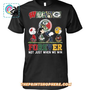 Wisconsin Badgers The Peanuts Snoopy and Friends T-Shirt